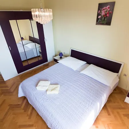 Matej 2 Vendégház Zára