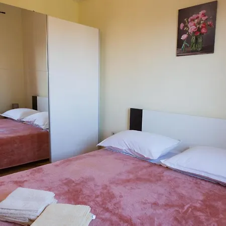 Matej 2 Guest house *